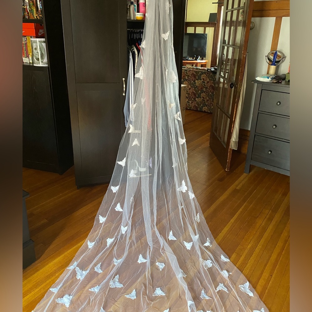 Butterfly veil 🦋( sold other app )